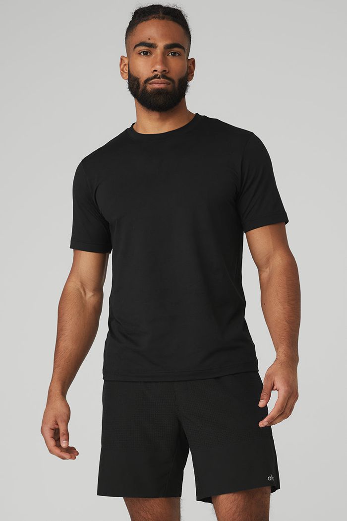 Short Sleeve Alo Yoga Conquer Reform Crewneck Męskie Czarne | XZJEP8341