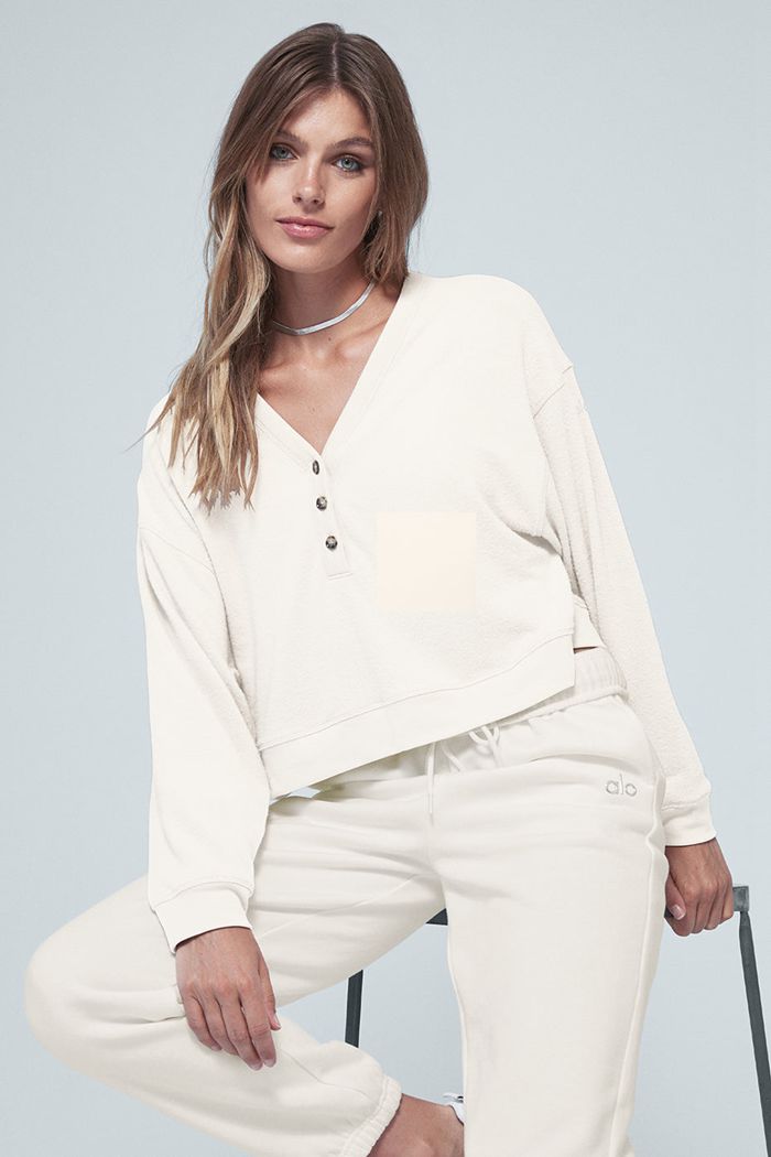 Long Sleeve Alo Yoga Alolux Soho Cropped Henley Damskie Białe | KEUDR4139