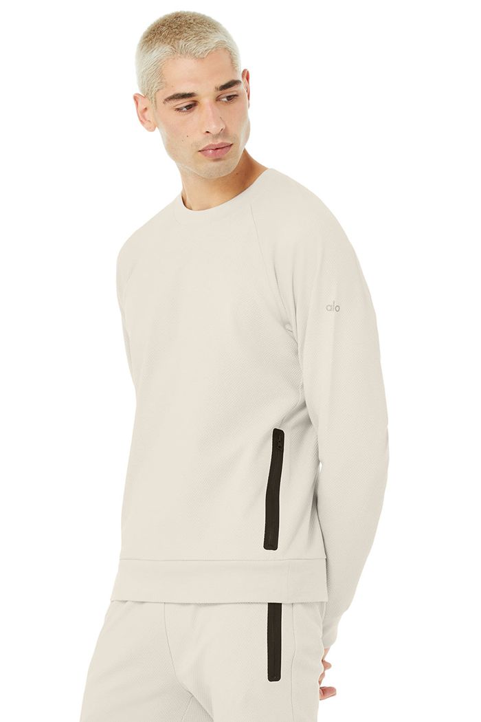 Long Sleeve Alo Yoga Impel Sweatshirt Męskie Beżowe | ZQVND5418