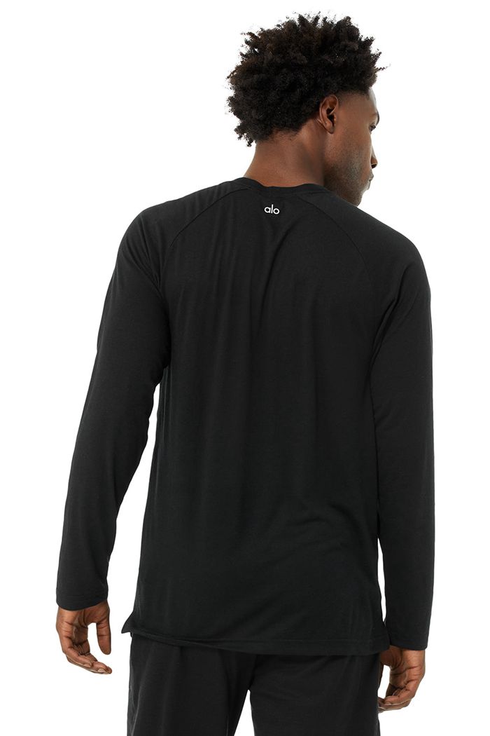 Long Sleeve Alo Yoga Triumph Tee Męskie Czarne | HVTEN2350