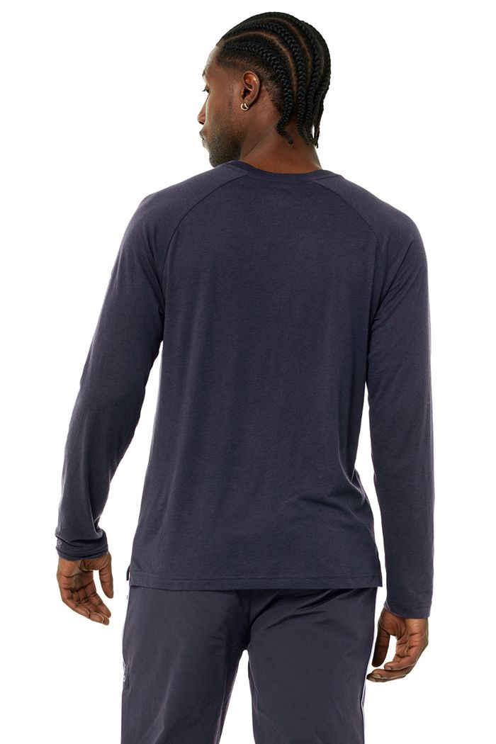 Long Sleeve Alo Yoga Triumph Tee Męskie Czarne | SVUIW7640