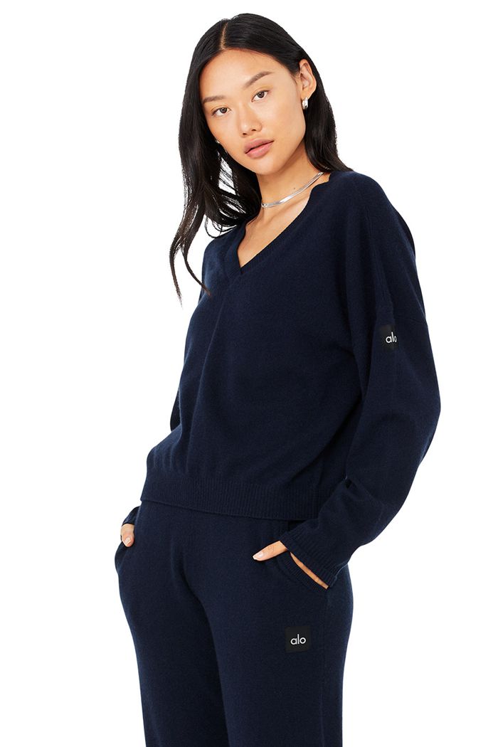 Pulowery Alo Yoga Cashmere Jet Set V-Neck Damskie Granatowe | FENSY8307