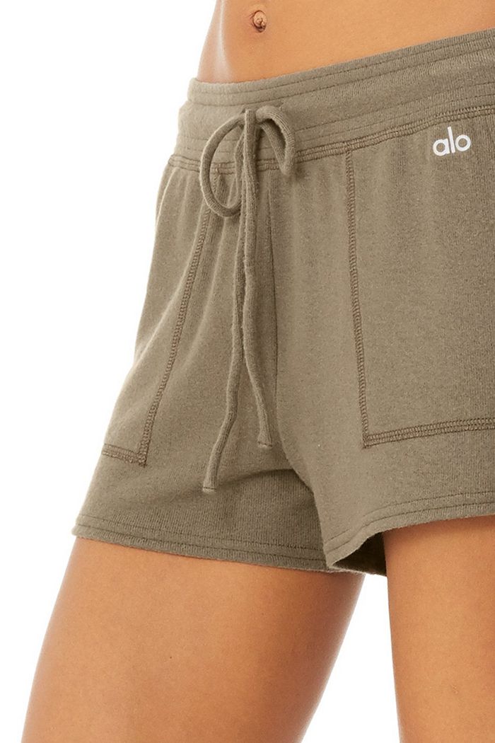 Short Alo Yoga Daze Damskie Oliwkowe | XJGDF0379