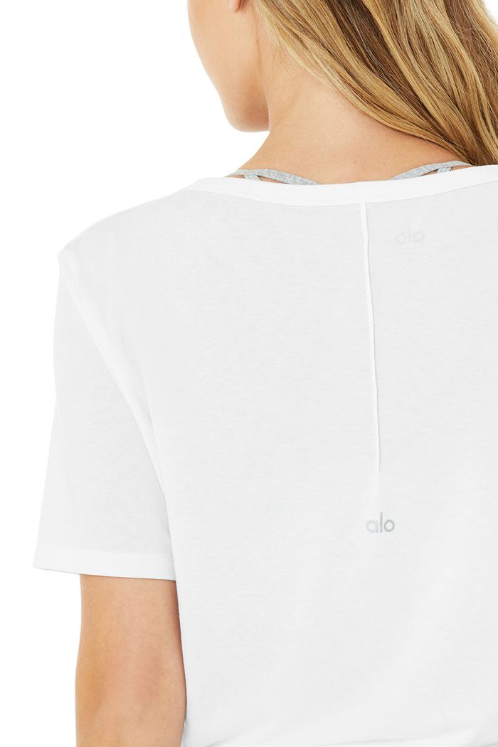 Short Sleeve Alo Yoga Motion Damskie Białe | NXOSJ3580