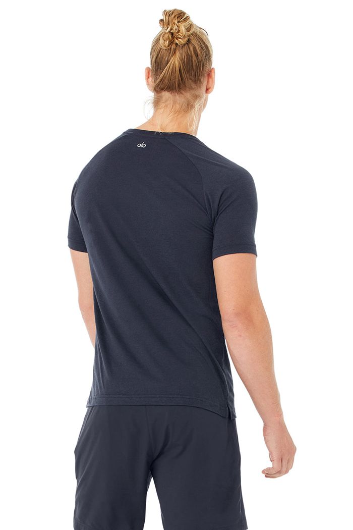 Short Sleeve Alo Yoga The Triumph Crew Neck Tee Męskie Czarne | UELAK2375