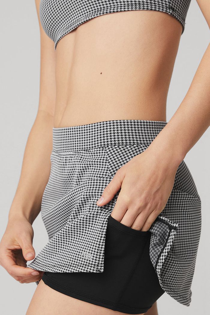 Spódnice Alo Yoga Micro Houndstooth Tenisa Damskie Czarne Białe | KBDVH7312